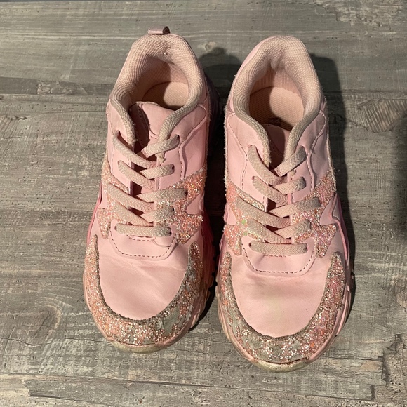 Girls Shoe Boot Bundle Size 12-1 Sneakers Tennis Shoe Faux Fur Boots School Play - Picture 5 of 16